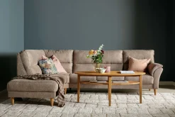 CLEVELAND hörnsoffa m öppet avsl vä tyg Brego 3591 light brown, oljade ekben