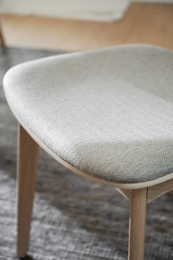 KATO stol vitpigmenterad ek/grå-beige tyg