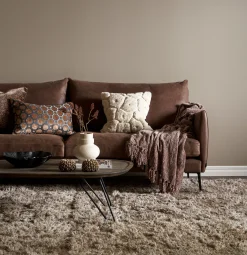 NEW YORK 3-sits med två plymåer läder Vintage brown, ben nr 1 svart