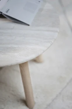 TARANSAY Soffbord Ø90 beige travertin/vitpigmenterad ek